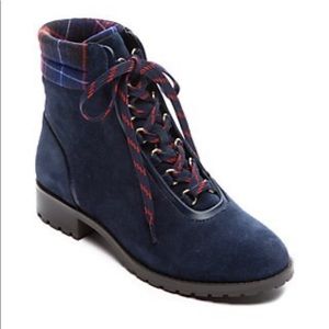 Crown & Ivy June lace up navy suede boots size 8.5 NEW in box